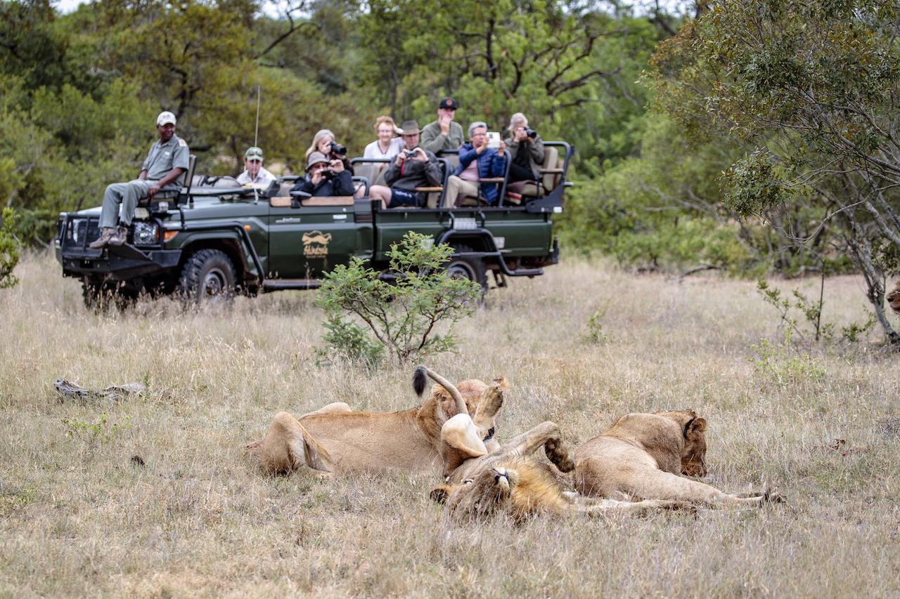 Shindzela Tented Camp Заповедник Тимбавати Экстерьер фото