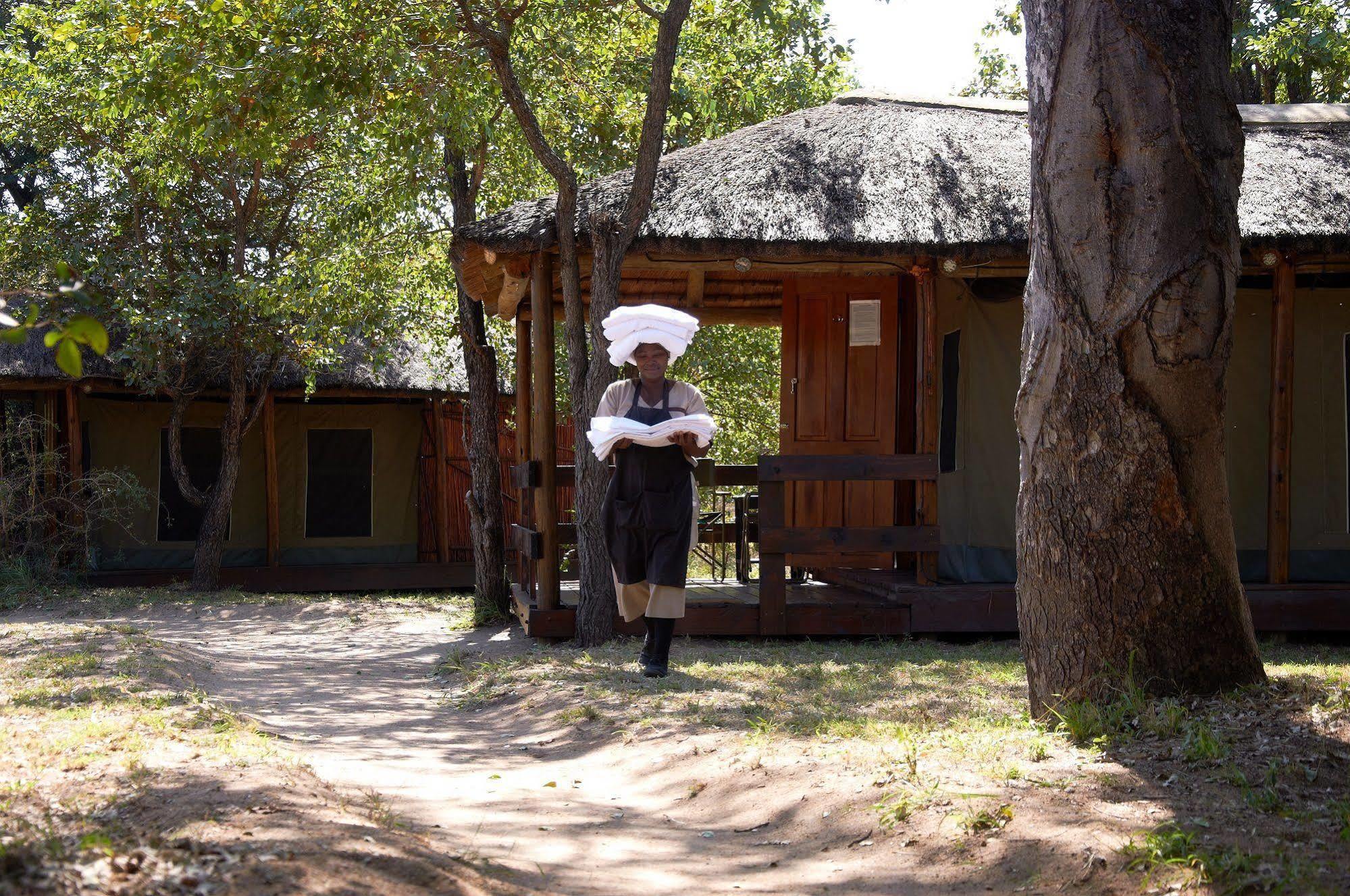 Shindzela Tented Camp Заповедник Тимбавати Экстерьер фото