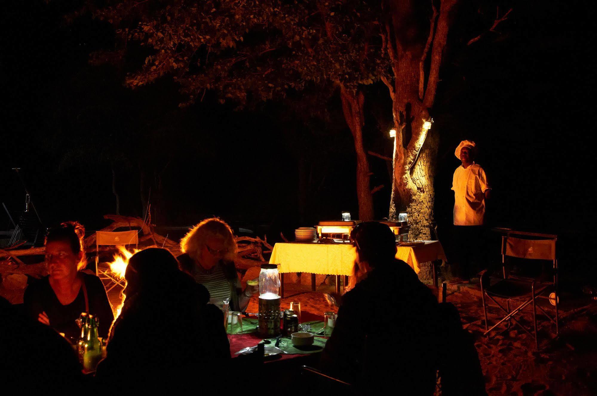 Shindzela Tented Camp Заповедник Тимбавати Экстерьер фото